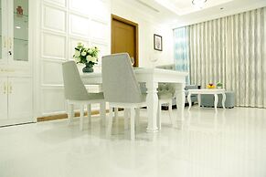 Annie  Apartment - Rivergate Resident