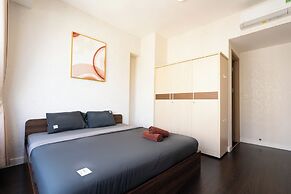 Annie  Apartment - Rivergate Resident