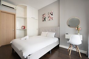 Annie  Apartment - Rivergate Resident