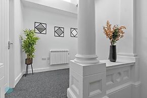 The Penthouse By Pureserviced