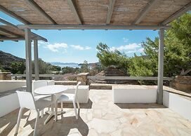 FarOut BeachClub - Rooms & Camping