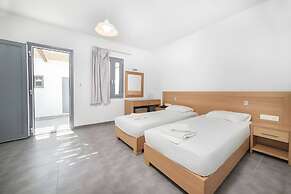 Far Out Beach Resort & Camping