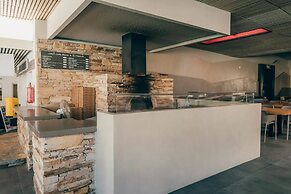 FarOut BeachClub - Rooms & Camping