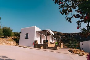 Far Out Beach Resort & Camping