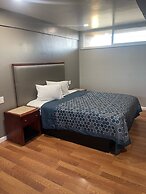 ROYAL MOTEL TRACY LLC