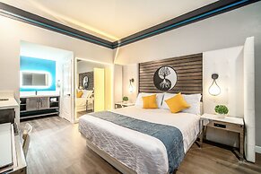 Aspire Inn Studios & Spas