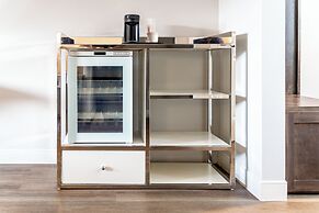 Aspire Inn Studios & Spas