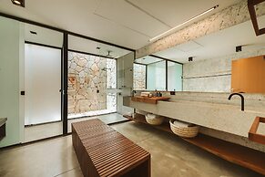Tuju Boutique Hotel