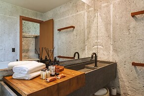 Tuju Boutique Hotel