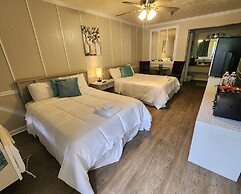 Gateway To The Breaks Motel