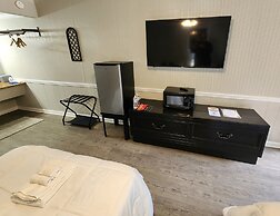 Gateway To The Breaks Motel