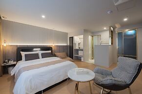 DongRae Denbasta Hotel