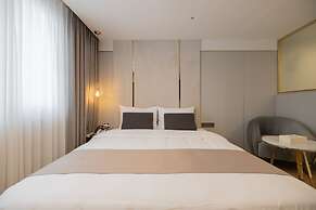 DongRae Denbasta Hotel