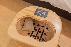 DongRae Denbasta Hotel