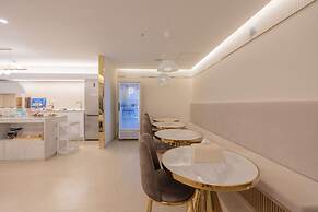 DongRae Denbasta Hotel