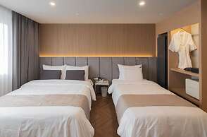 DongRae Denbasta Hotel