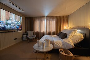 DongRae Denbasta Hotel