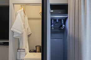 DongRae Denbasta Hotel