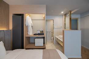 DongRae Denbasta Hotel