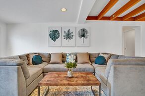 4BD House with Private Heated Pool