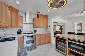 4BD House with Private Heated Pool