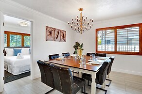 4BD House with Private Heated Pool