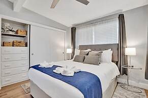 5BR with Heated Pool 5 min to Beach