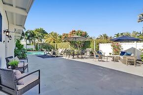 5BR with Heated Pool 5 min to Beach