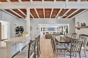 5BR with Heated Pool 5 min to Beach