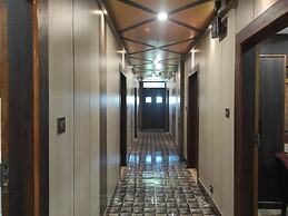 Hotel Aavas Inn