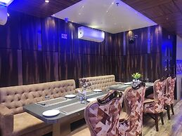 Hotel Aavas Inn