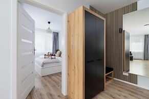 Apartment Bronowicka by Renters