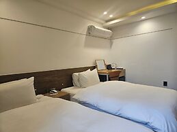 ARK BLUE HOTEL