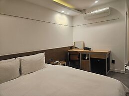 ARK BLUE HOTEL