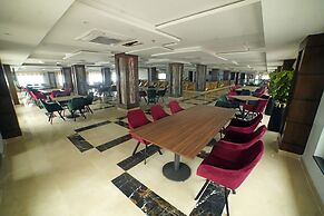 Ramada by Wyndham Murree Lower Topa Resort