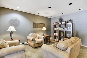 Cedar Lodge 221 Condo by Redawning