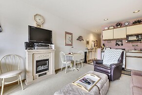 Cedar Lodge 221 Condo by Redawning