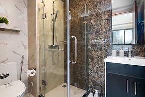 Pool Views De Luxe at Arcadia Beach Resort