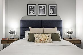 Phaedrus Living City Flat Loukianou