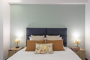 Phaedrus Living City Flat Loukianou