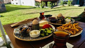 Akcapinar Korfez Butik Otel
