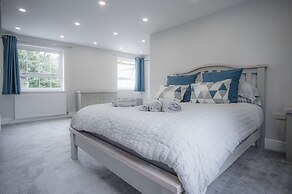 Pendeilo Villa - 5 Bedroom Holiday Home - Amroth