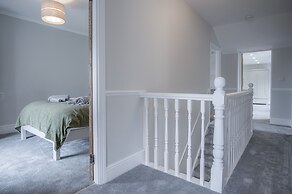 Pendeilo Villa - 5 Bedroom Holiday Home - Amroth