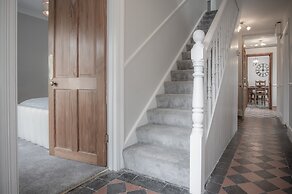 Pendeilo Villa - 5 Bedroom Holiday Home - Amroth