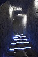 Espectacular y Enigmática Villa en Lago