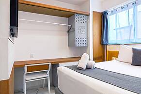 Luxury Apartments Pool & Jacuzzi