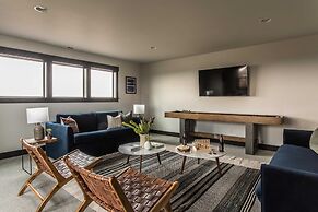Clint by Avantstay Located Within The Brasada Ranch Community Golf Cou