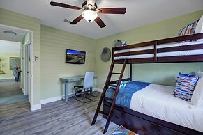 Gobi by Avantstay Pool, Firepit, Permit#5102