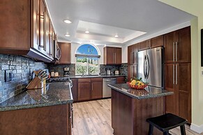 Gobi by Avantstay Pool, Firepit, Permit#5102