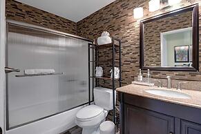 Gobi by Avantstay Pool, Firepit, Permit#5102